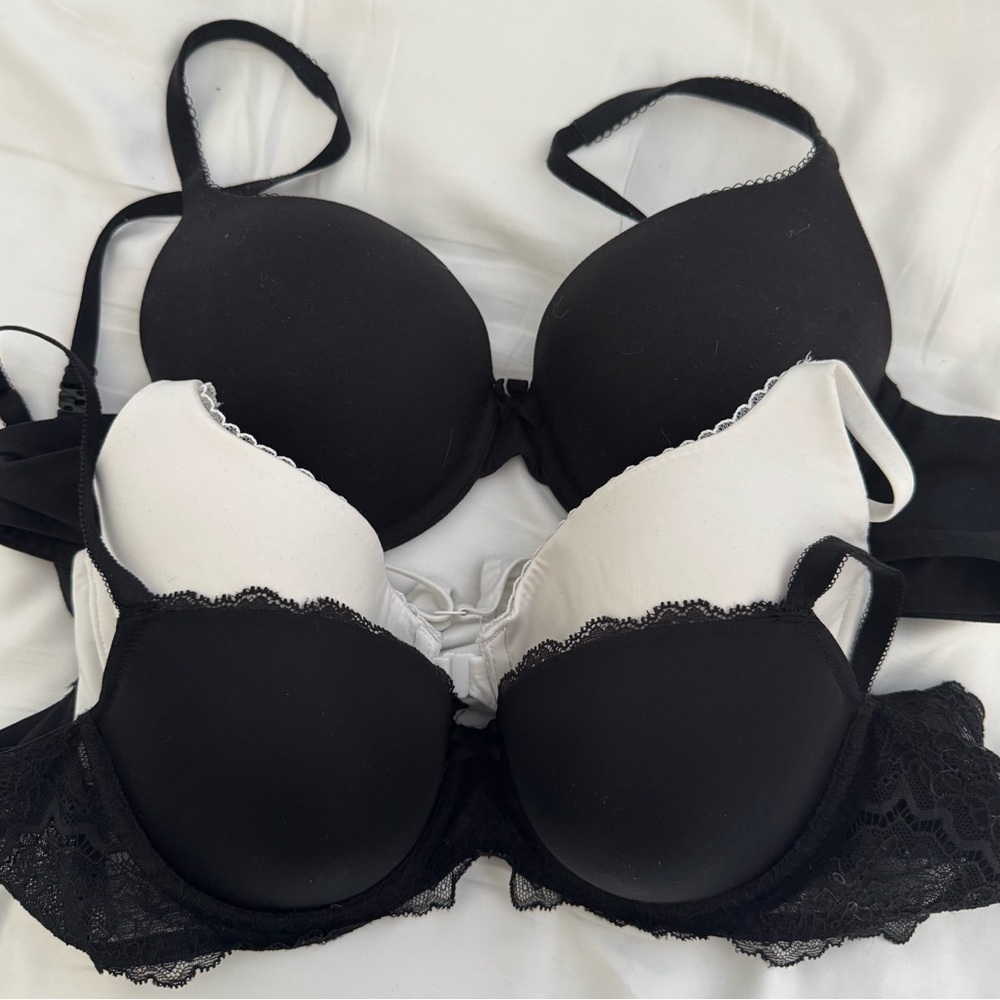 Victoria’s Secret Bras Set of 3 - 32D